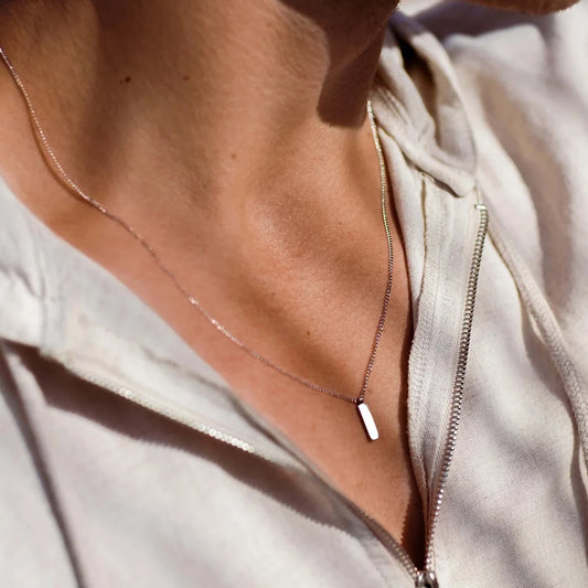 Collier fin et discret