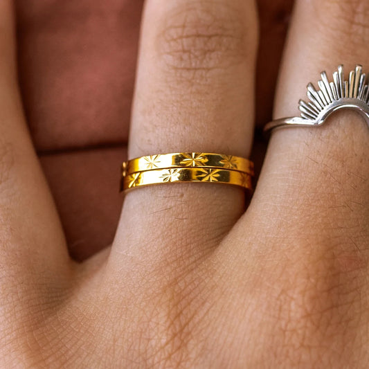 Bague anneau discret
