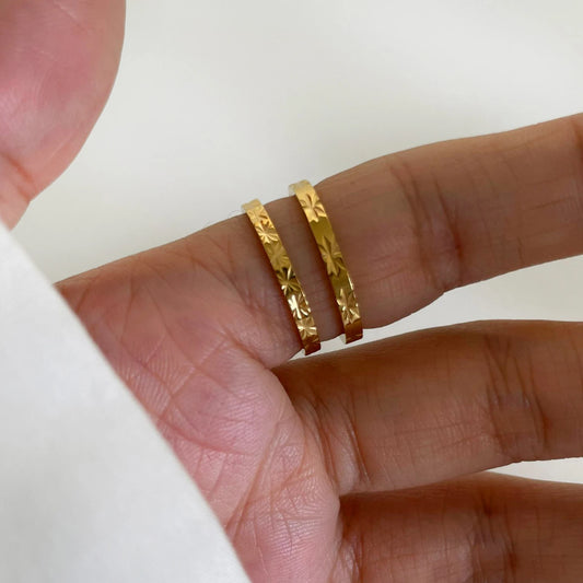 Bague anneau discret
