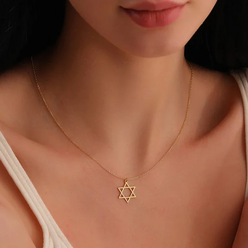 Collier étoile religieuse